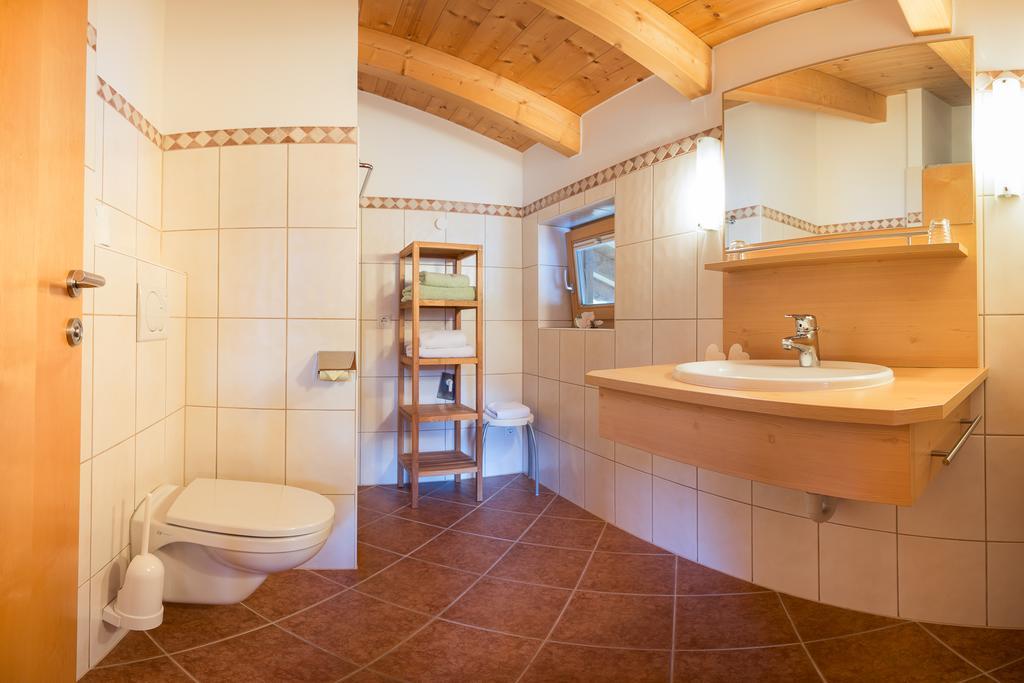 Hotel Haus Fernblick à Neustift im Stubaital Chambre photo