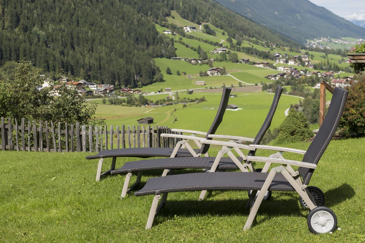 Hotel Haus Fernblick à Neustift im Stubaital Extérieur photo