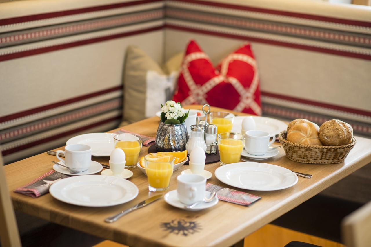Hotel Haus Fernblick à Neustift im Stubaital Extérieur photo
