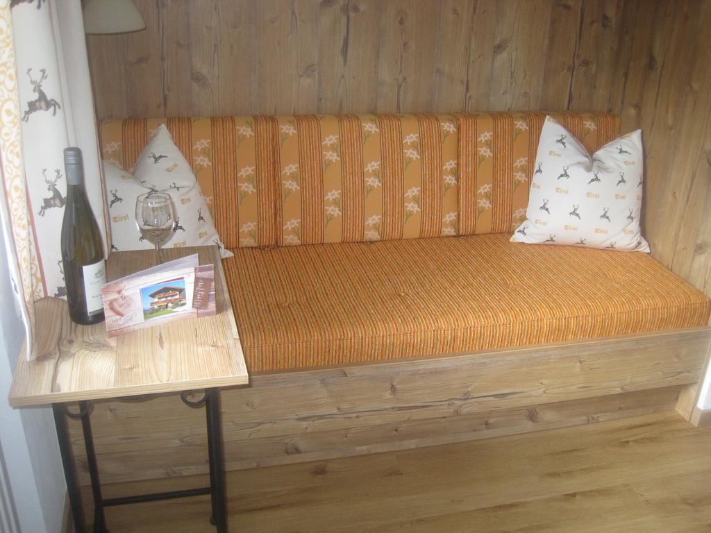 Hotel Haus Fernblick à Neustift im Stubaital Chambre photo